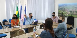 Cesan apresenta a Prefeitura relatórios de execução da terceira etapa de esgotamento em Nova Venécia