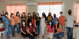 Secretaria de Assistência realiza roda de conversa entre técnicos.