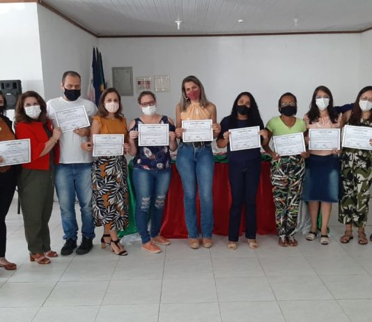Secretaria Municipal de Educação certifica 22 profissionais em Curso de Introdução à Educação Digital