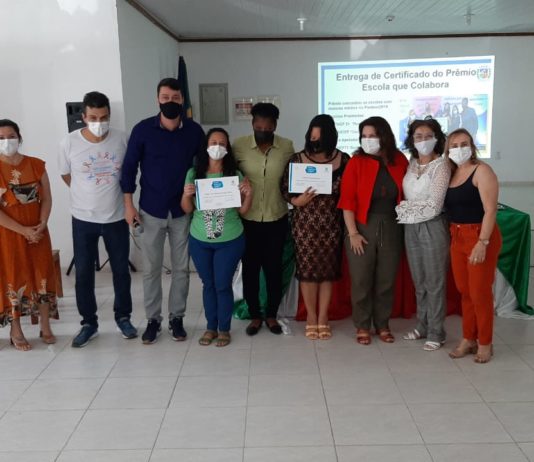 Prefeitura de Nova Venécia homenageia escolas vencedoras do Prêmio Escola que Colabora