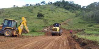 Secretaria de Agricultura recupera estradas e realiza serviços de bueiros no interior de Nova Venécia