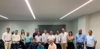 Secretaria de Indústria e Comércio se reúne com representantes de Shopping para discutir o fomento da indústria têxtil