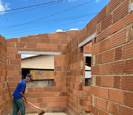 Nova Venécia investe mais de 90 mil reais em reformas de casas de famílias em estado de vulnerabilidade