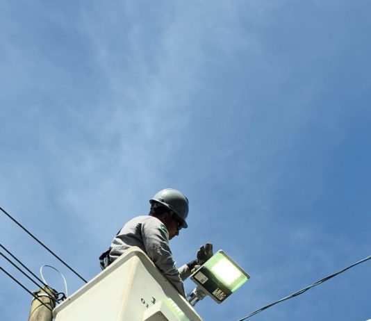 Prefeitura de Nova Venécia avança na modernização da iluminação pública com instalação de luminárias de LED
