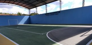 Após reforma Prefeitura de Nova Venécia entrega quadra novinha para comunidade São Luiz Rei