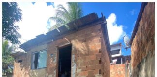 Morador de Nova Venécia volta para casa após reforma feita pela equipe de Habitação