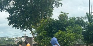 Secretaria de Obras realiza limpeza no Cemitério São Marcos