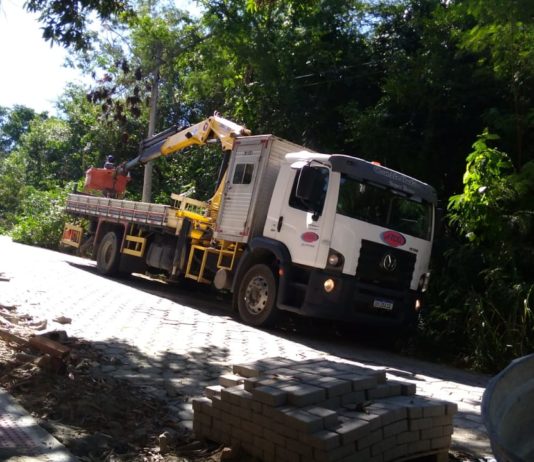 Prefeitura de Nova Venécia realiza melhoria de iluminação em ruas do município
