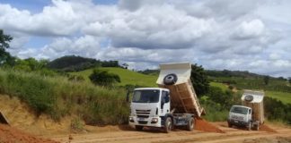 Nova Venécia intensifica manutenção estradas na zona rural