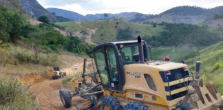 Secretaria de Agricultura realiza ações de infra estrutura no interior de Nova Venécia