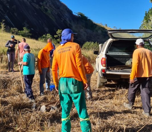 Prefeitura de Nova Venécia realiza limpeza da trilha da Pedra do Elefante