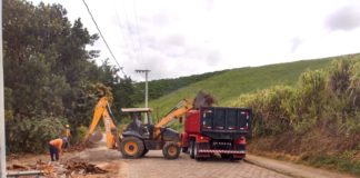 Secretaria de Obras realizar limpeza no interior