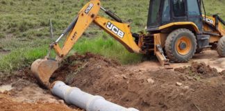 Prefeitura de Nova Venécia realiza manutenção de pontes e bueiros no interior do Município