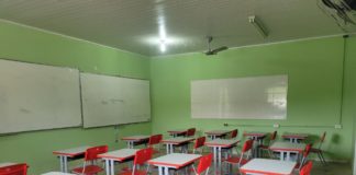 Escolas Multisseriadas do Campo começam a receber mobílias novas