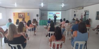 Profissionais do PROETI passam por formação