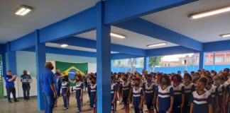 Técnicos da Secretaria de Educação participam de encontro das Escolas Cívicos-Militares em Vila Velha/ES