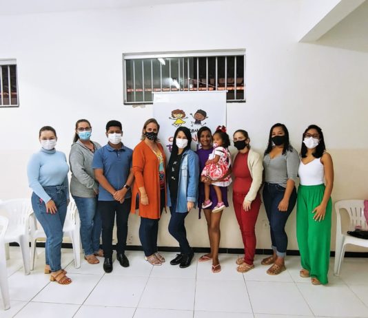 Programa Criança Feliz realiza oficinas de pais para dar orientações sobre concurso de desenho