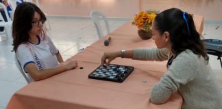 Gincana movimenta as aulas de matemática na EMEF Dr. Adalton Santos