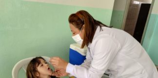 Alunos da rede pública municipal são vacinados nas unidades de ensino