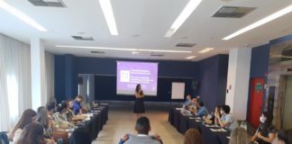 Equipe pedagógica da Seme participa de Seminário Regional do Programa Educar pra Valer