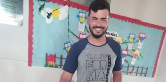 Professor de educação física cria estratégias para desenvolvimento de aluno com necessidades educacionais especiais