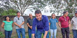 Prefeito assina ordem de serviço para Obras de Drenagem e Pavimentação em Ruas do Bairro Rúbia