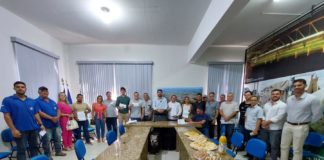 Prefeitura de Nova Venécia realiza cerimônia para entrega de autorização de lavratura de escritura dos imóveis do Polo Industrial