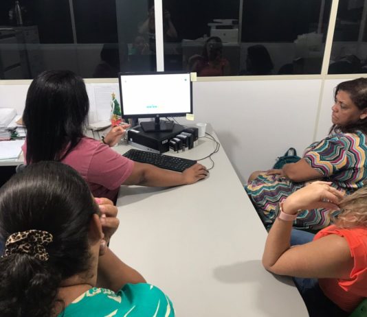 Equipe do Cadastro único de Nova Venécia recebe treinamento da E&L