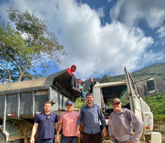 Prefeito e Secretário de Agricultura visitam obras que impulsionam o desenvolvimento em Nova Venécia