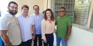 Prefeitura inaugura usina solar na EMEF Veneciano