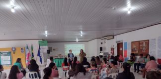 Secretaria Municipal de Educação apresenta Manual da Alimentação Escolar às unidades de ensino