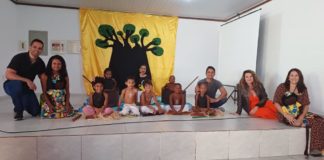 Professores de educação infantil realizam oficinas sobre a História e Cultura Afro-Brasileira