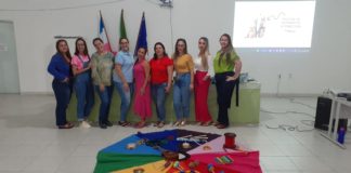 Professores de arte da educação infantil participam de oficina de musicalização