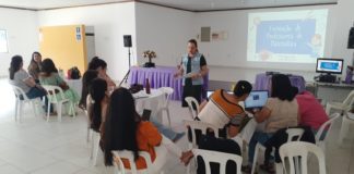 Formação de matemática para professores da rede municipal tem foco no Saeb