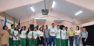 Nova Venécia faz doação de uniformes para as aulas dos alunos da EJA no Ifes