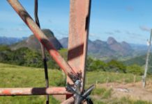 Raios causam danos em torre e equipamentos de internet no interior de Nova Venécia