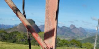 Raios causam danos em torre e equipamentos de internet no interior de Nova Venécia