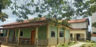 Abrigo Casa Lar recebe equipamentos eletrônicos