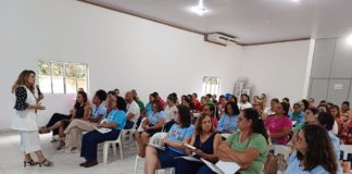 Educação realiza reunião de diretores e secretários escolares com foco no apoio ao estudante