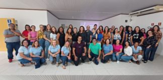 Supervisores escolares de Nova Venécia têm formação com equipe do Programa Educar pra Valer do Ceará