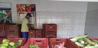 Prefeitura de Nova Venécia distribui alimentos do programa de aquisição de alimentos