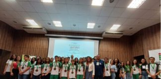 Alunos da rede municipal recebem prêmio em concurso de desenho e redação do Ifes