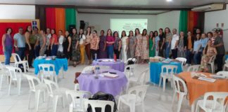 Supervisores escolares da rede municipal concluem formação em gestão educacional
