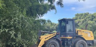 Prefeitura realiza limpeza e recuperação de campo na Comunidade do Oratório