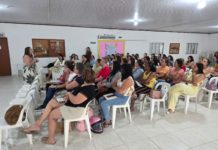 Professores da Educação Infantil participam de formação sobre BNCC e Currículos em Nova Venécia