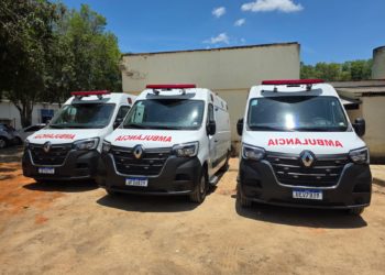 Seis ambulâncias novas: Prefeitura de Nova Venécia reforça frota e amplia atendimento à população