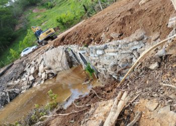 Prefeitura substitui ponte de madeira por bueiros na comunidade de São Luiz Gonzaga