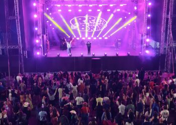 Primeiro dia de festa reúne grande público e programação segue nesta sexta com grandes atrações em Nova Venécia