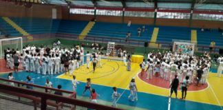 Capoeira e literatura atraem centenas de pessoas ao Ginásio do Cricaré em Nova Venécia