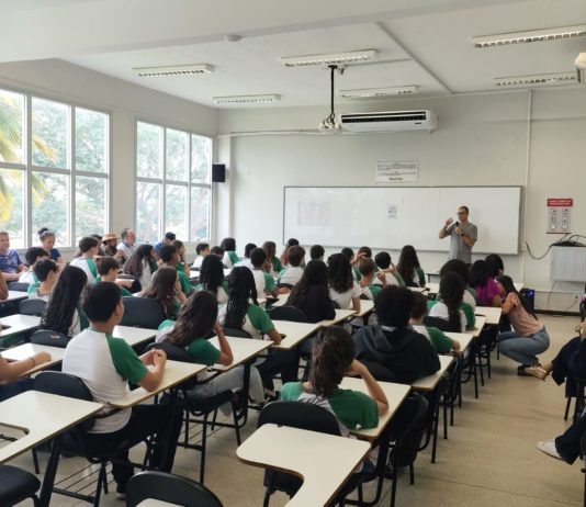 Prefeitura de Nova Venécia realiza oficina para implantação da coleta seletiva no município